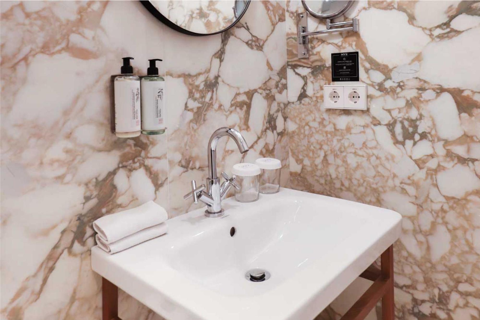 Myr Marques House Hotel Valencia Ngoại thất bức ảnh